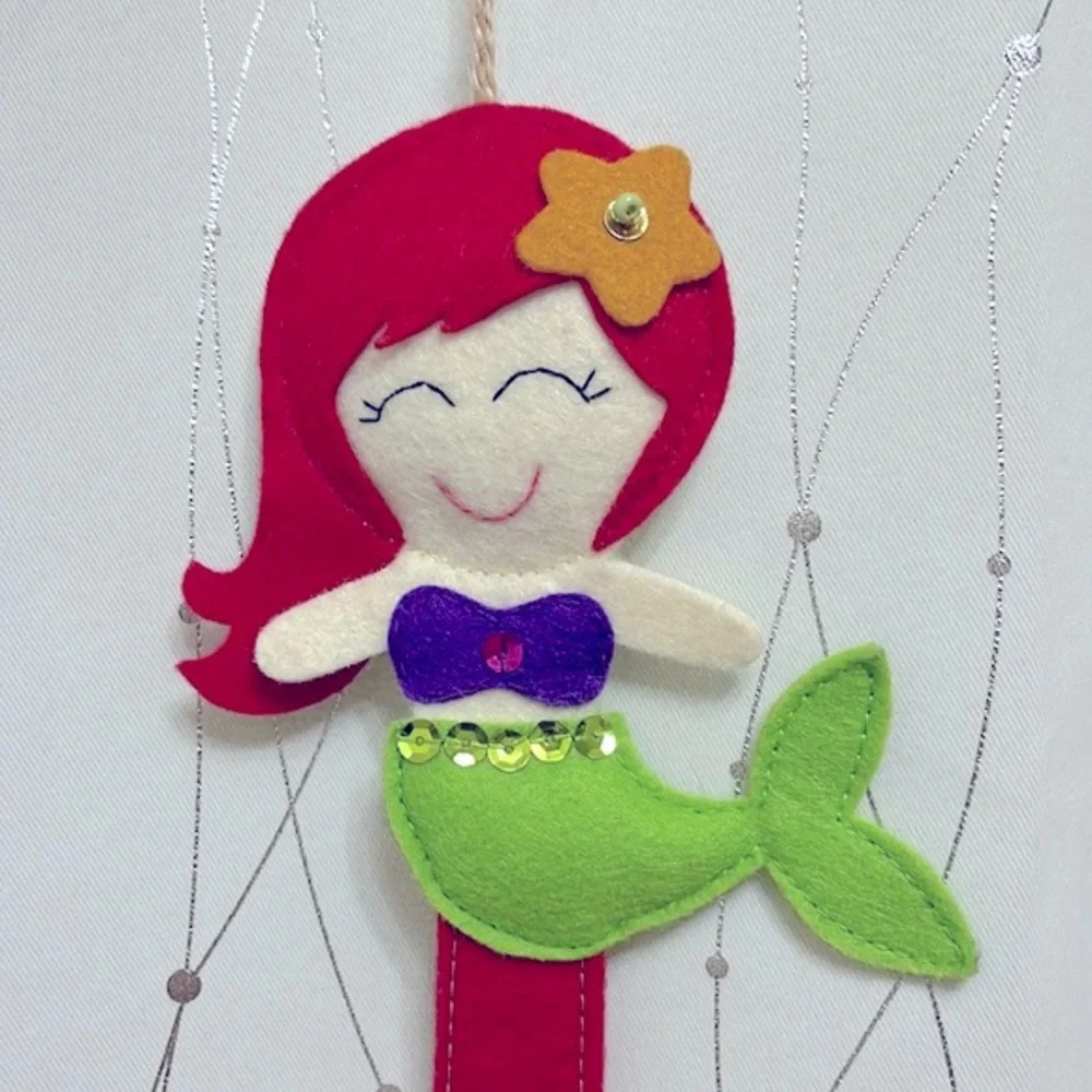 🧜🏻♀️Handmade mermaid decorative hair bow holder with shell - Picture 1 of 10